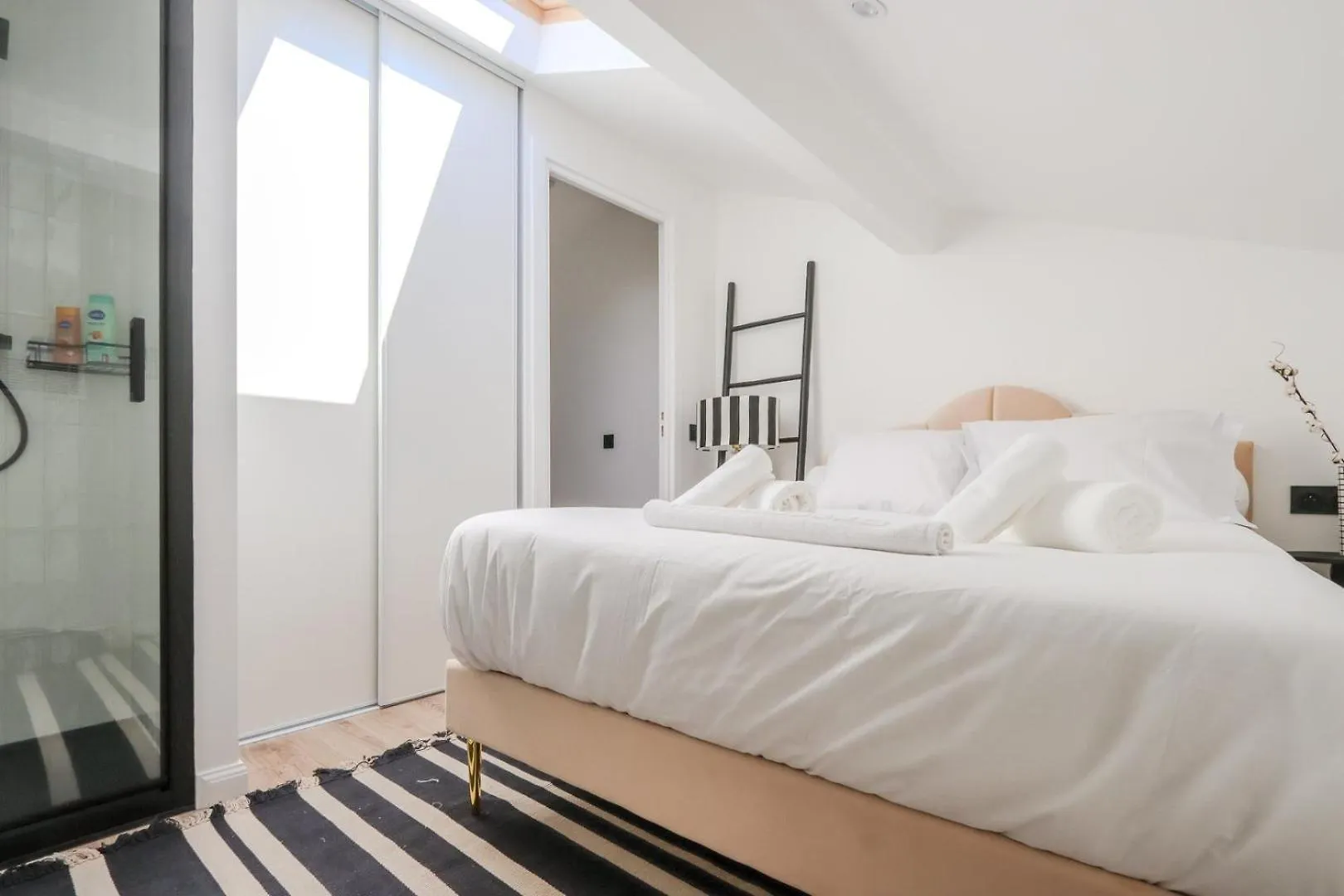 Fancy 3Br Duplex Near Nice Port & Old Town | By Airnest France