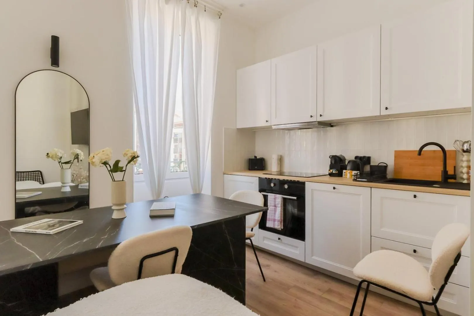 Fancy 3Br Duplex Near Nice Port & Old Town | By Airnest