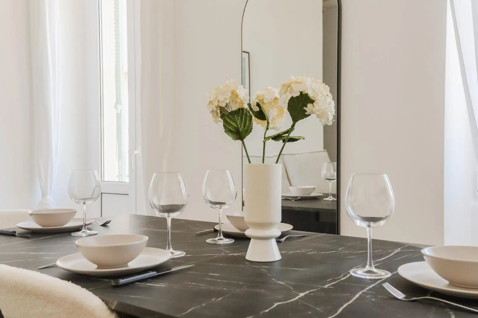 Fancy 3Br Duplex Near Nice Port & Old Town | By Airnest